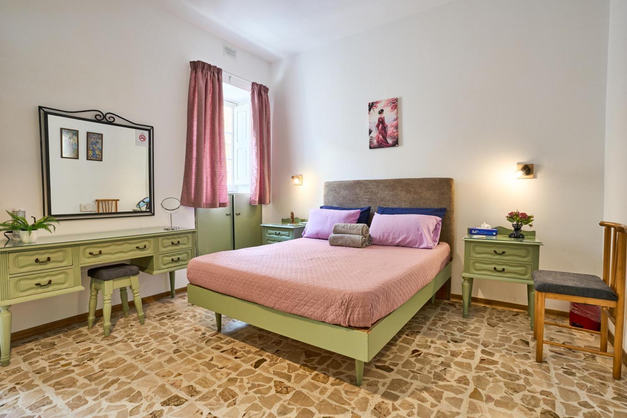 Ta' Nena Apartment In Floriana, 10 Minutes Away From Valletta 外观 照片